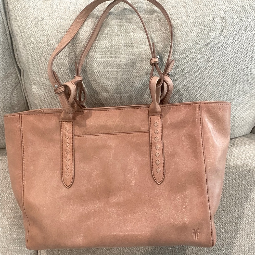 Frye Reed Tote- NWT!!!!